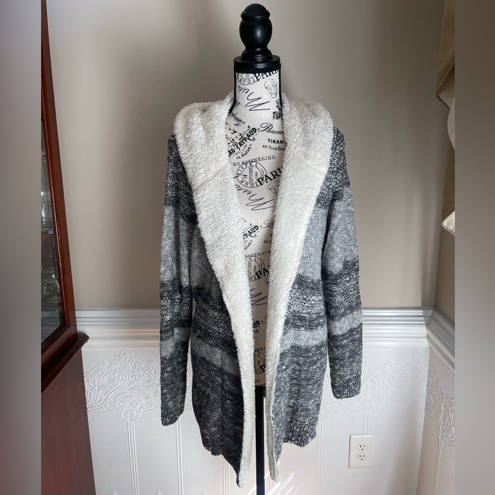 LETY & ME Dockerie Sherpa Trim Hooded Cardigan NWT